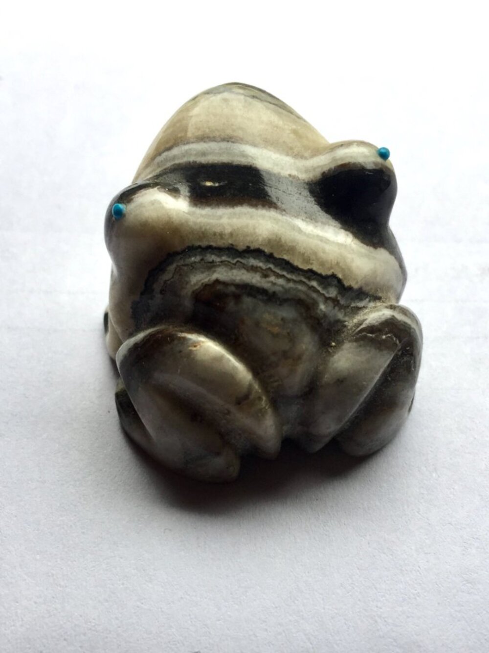 Zuni Artists Rosella Lunasee & Loubert Soseeah: Frog with Turquoise Eyes - Picture 4 of 4